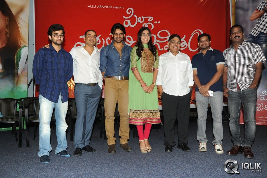 Pilla-Nuvvu-Leni-Jeevitham-Movie-Logo-Launch